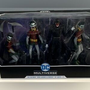 DC Multiverse Collectible Figure Pack - Batman who laughs with Robin of earth 22